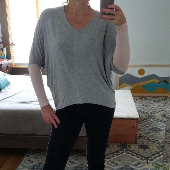 n/p Tops - n/p Batwing Top